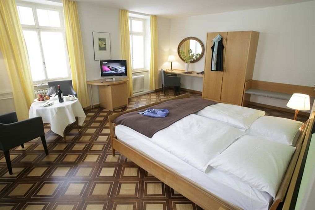 Hotel Boutique Krone 3*